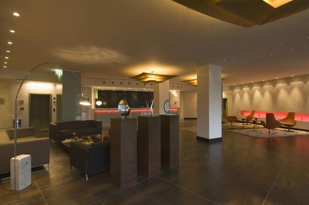 Hotel Cruise Montano Lucino Interior photo